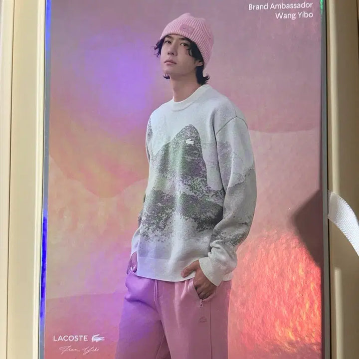 [BUNJANG] Lacoste Wang Yibo Standee / 라코스테 왕이보 스탠드