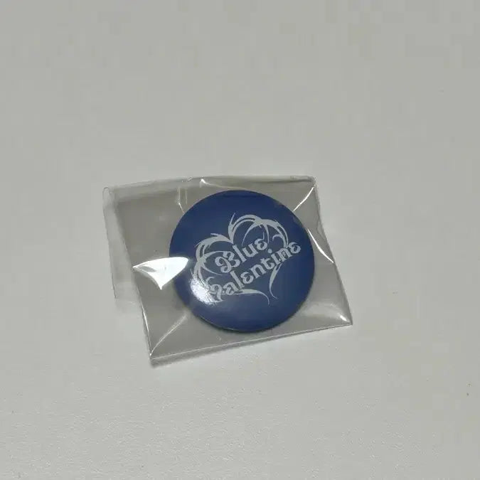 [BUNJANG] NMIXX Blue Valentine Mini Can Badge / 엔믹스 블루발렌타인 미니 캔뱃지 판매합니다