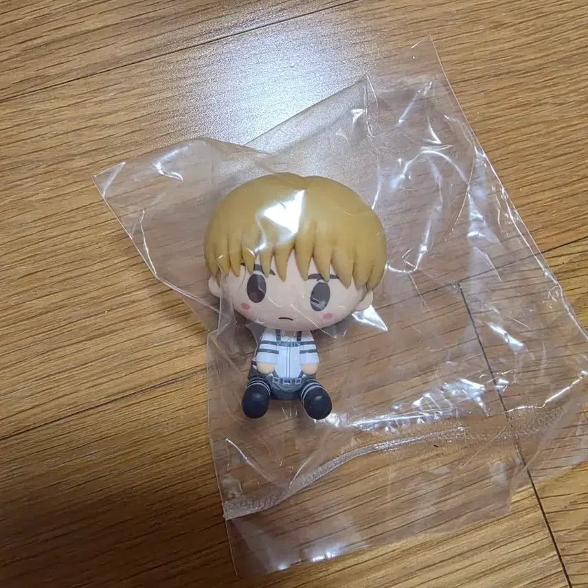 [BUNJANG] Attack on Titan Armin Chokonoko Figure / 진격의 거인 초코노코 아르민