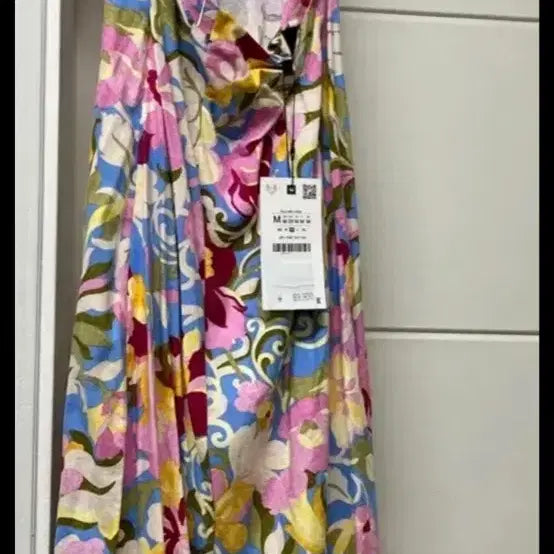[BUNJANG] Zara Floral Halterneck Maxi Dress / 자라 플라워 홀터넥 원피스 (새상품)