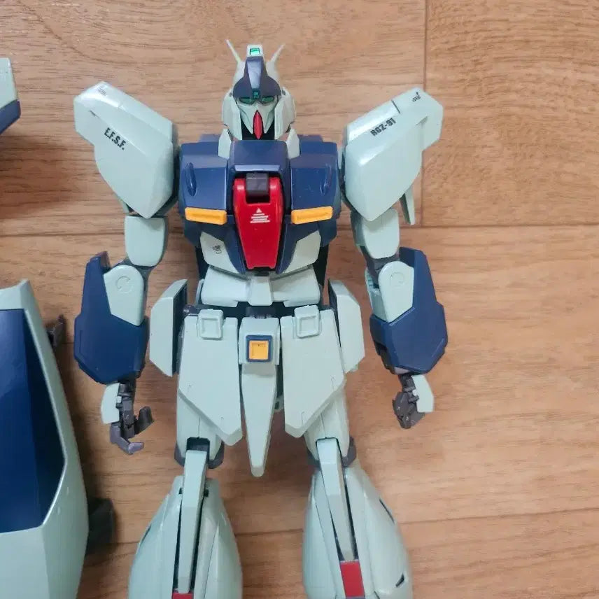 [BUNJANG] Bandai MG RGZ-91 Re-GZ Gundam Plastic Model Kit / 반다이 MG RGZ-91 Re-GZ 건담 프라모델