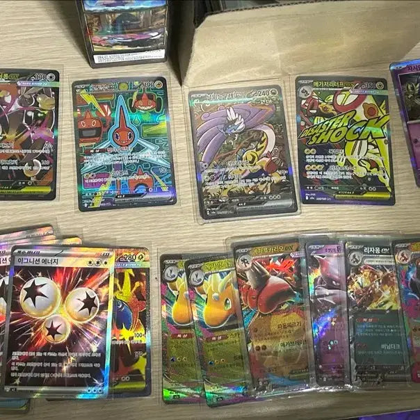 [BUNJANG] Psyduck Card Bundle (AR, RR, SR) / 고라파덕ar,sar3개 팝니다.ar 16개,RR 36개,SR9개 있습니다