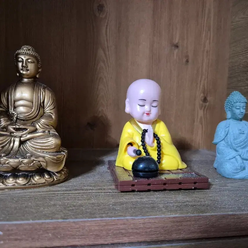 [BUNJANG] Buddhist Figurines Set / 불교 모형들 팝니다