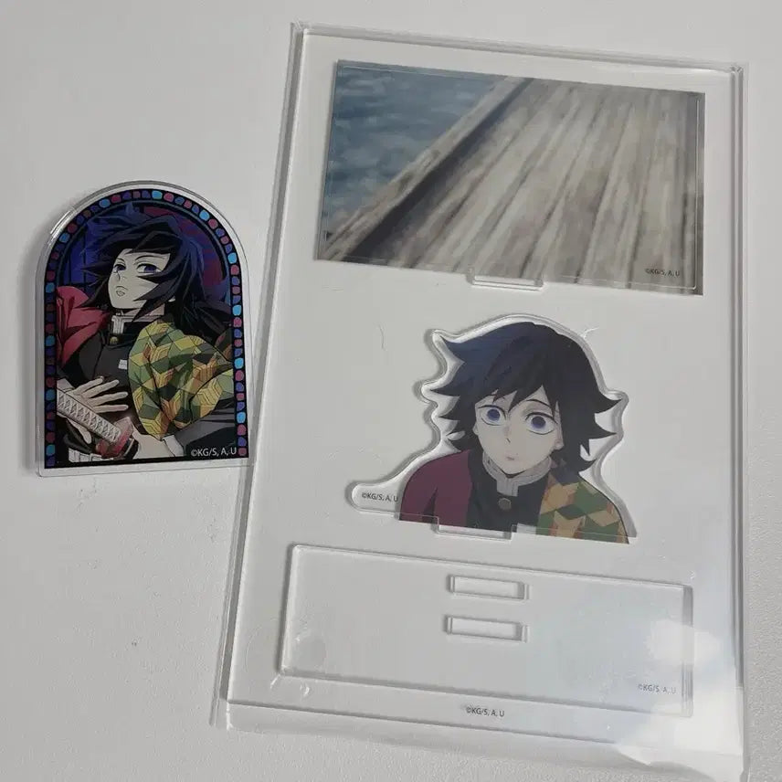 [BUNJANG] Demon Slayer Tomioka Acrylic Stand, Clip Badge, Mini Diorama Bundle Set / 일괄) 귀멸의 칼날 토미오카 아크릴 스탠드 집게 뱃지 미니 디오라마