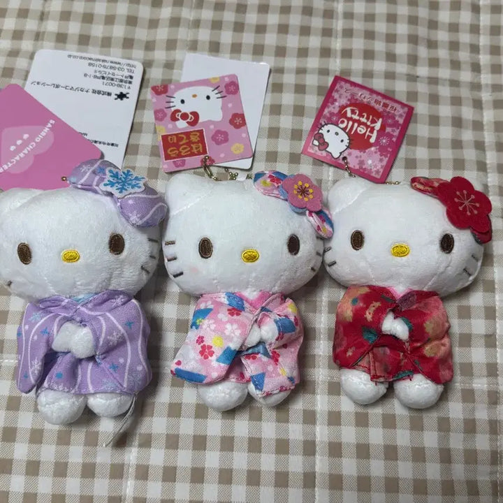 [BUNJANG] Kimono Hello Kitty Plush / (일괄) 기모노 헬로키티 팝니다