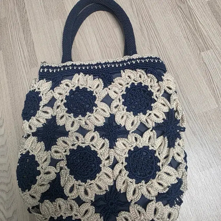[BUNJANG] Sunflower Embroidered Tote Bag / 해바라기가방