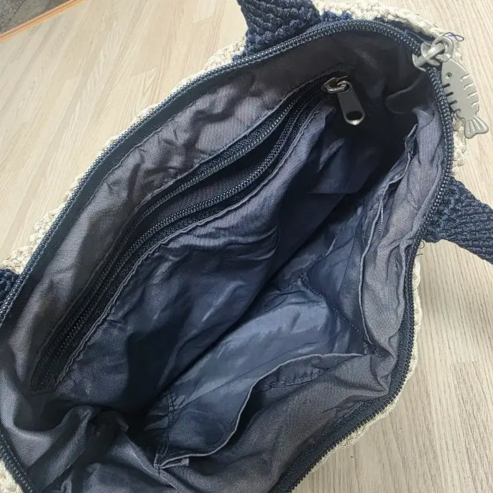 [BUNJANG] Sunflower Embroidered Tote Bag / 해바라기가방