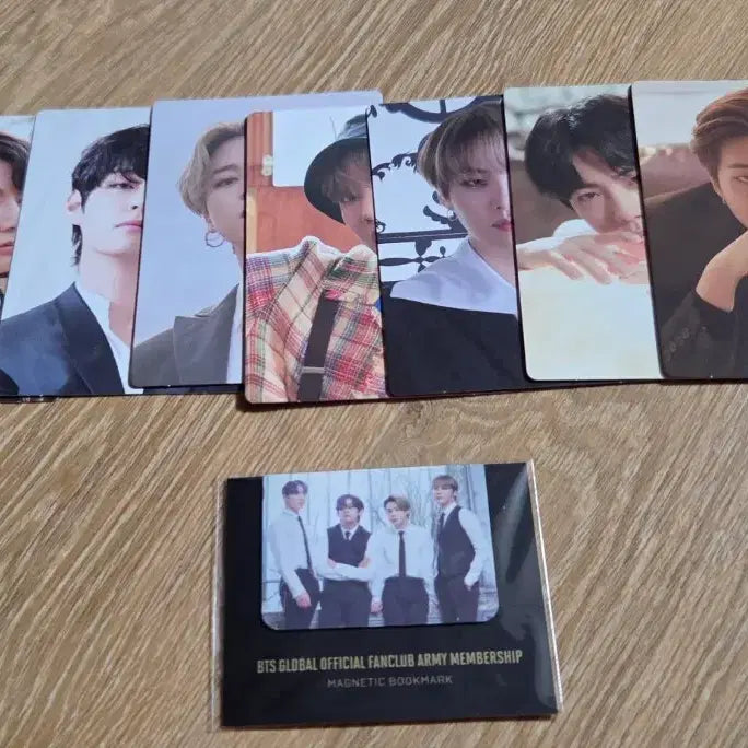 [BUNJANG] BTS ARMY ZIP 7th Generation Photocard &amp; Magnetic Bookmark / 방탄소년단 BTS 아미집7기 포카, 마그네틱 북마크