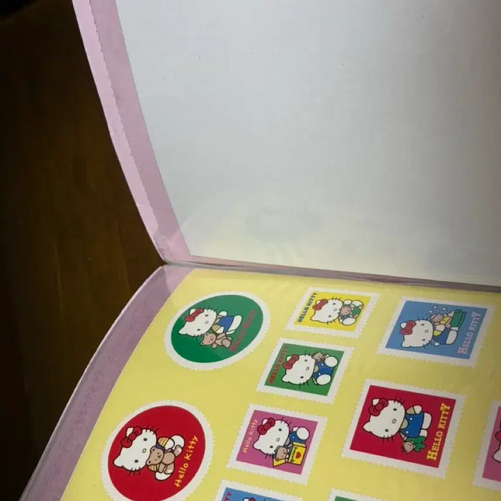 [BUNJANG] Sanrio Kitty &amp; Pompompurin Stamp Sticker Book Set / 고전 산리오 키티 폼폼푸린 우표북 우표씰북 세트