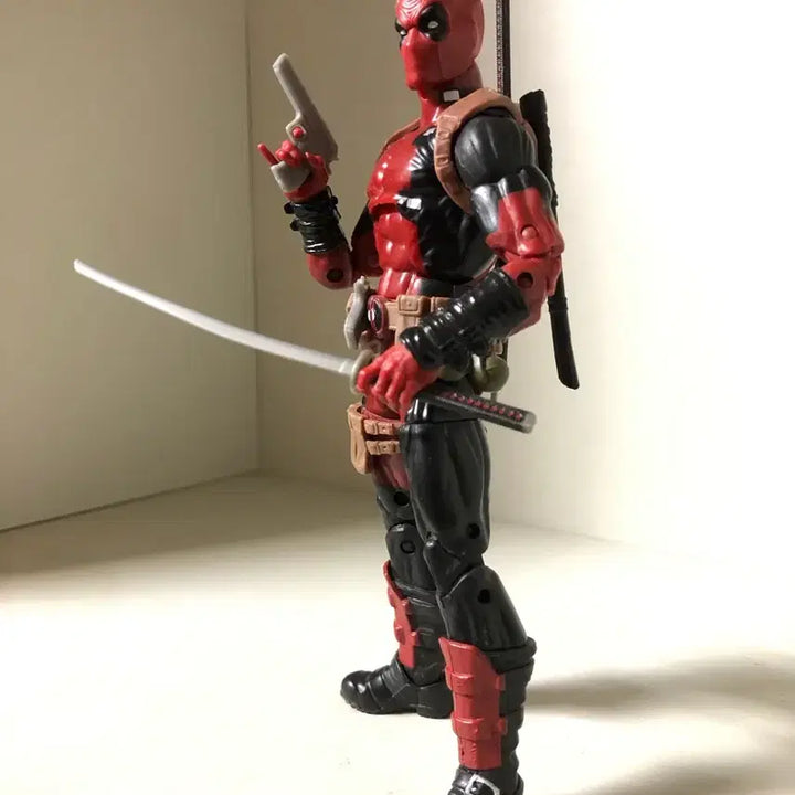 [BUNJANG] Marvel Legends Deadpool Figure Hasbro / 마블 레전드 데드풀 피규어 해즈브로
