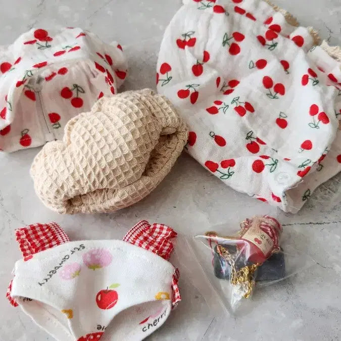 [BUNJANG] 20cm Puppy Closet Cherry Outfit Set Unused Plush Doll Clothing / 무속성 인형옷 20cm 퍼피옷장 체리 의상 세트 미사용 솜인형 20깅