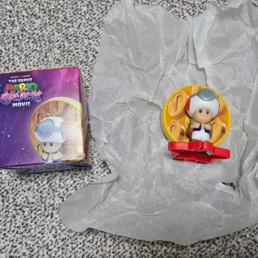 [BUNJANG] Super Mario Galaxy Happy Meal Toad Figure / 슈마갤 슈퍼 마리오 갤럭시 무비 해피밀 키노피오