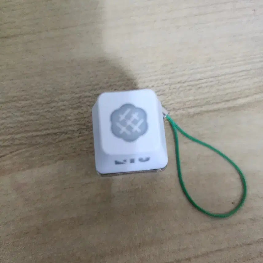 [BUNJANG] MIU404 Melon Bread Keycap / 미우404 MIU404  비공굿즈 메론빵 키캡