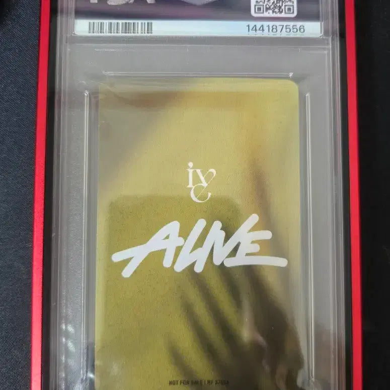 [BUNJANG] IVE Yujin Pikachu Collaboration Photocard PSA 10 Japan Alive Limited Edition / PSA10 아이브 유진 피카츄 포토카드 Japan Alive
