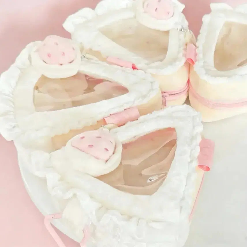 [SOLD OUT] 딸기케이크 파우치 10cm 솜인형 누이