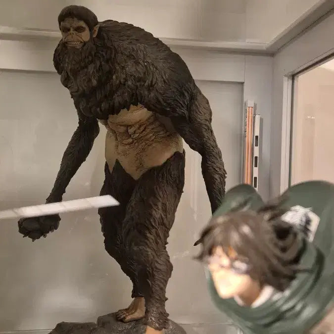 [BUNJANG] Attack on Titan Beast Titan Ichiban Kuji A Prize Figure (Unsealed) / 진격의거인 제일복권  짐승거인 A상 피규어 개봉양품 팝니다