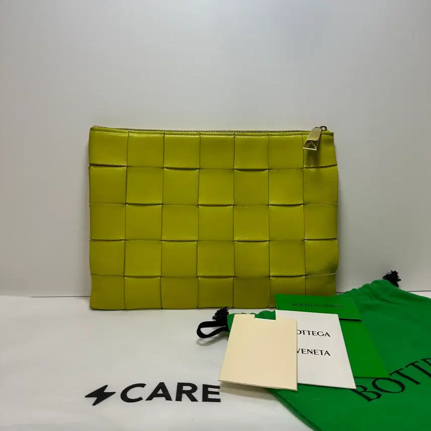 [BUNJANG] Bottega Veneta Cassette Carfskin Clutch Medium / [A/풀구성, 번개케어] 보테가베네타 카세트 클러치백