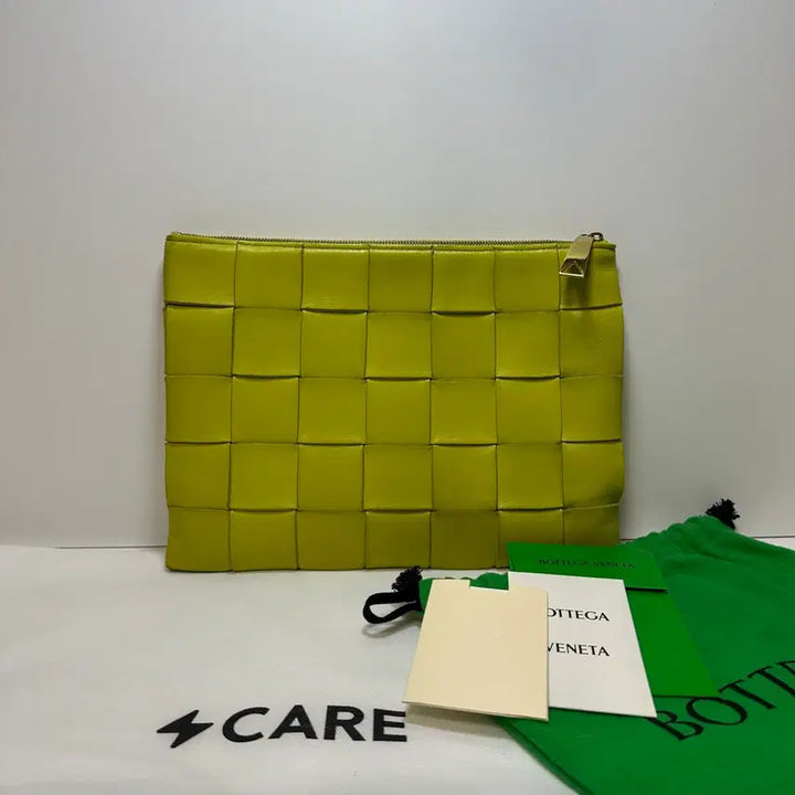 [BUNJANG] Bottega Veneta Cassette Carfskin Clutch Medium / [A/풀구성, 번개케어] 보테가베네타 카세트 클러치백