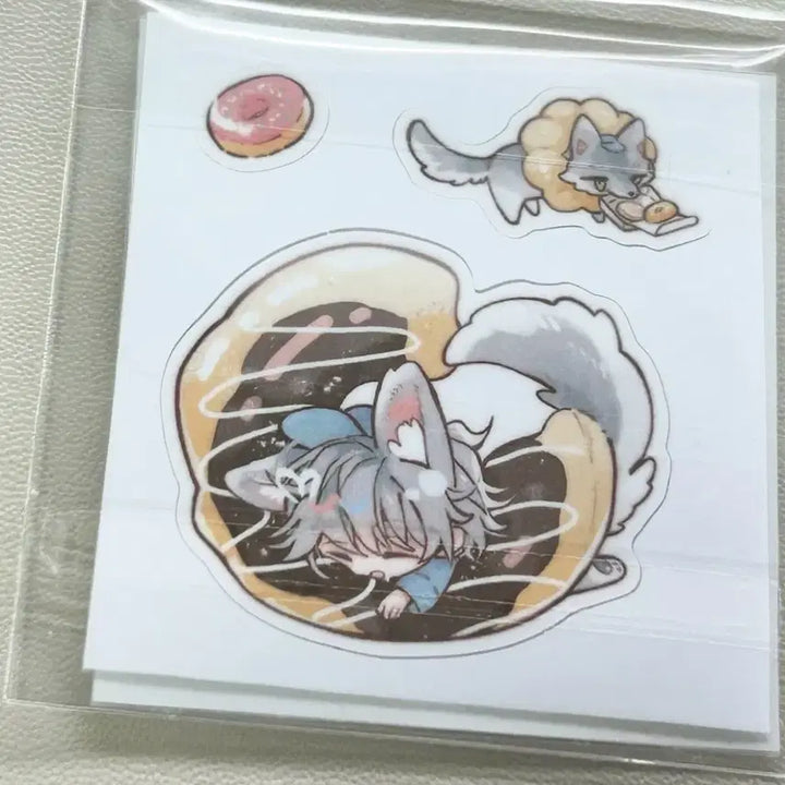 [BUNJANG] GyeDamChulKeun J3 Acrylic &amp; Sticker Set / 괴담출근 j3 아크릴 + 스티커 세트
