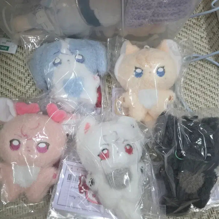 [BUNJANG] PLAVE Fluffy PLAVE Plush Doll (Sealed) / 플레이브 비공굿 인형 플러피플브 미개봉 특전포함 일괄
