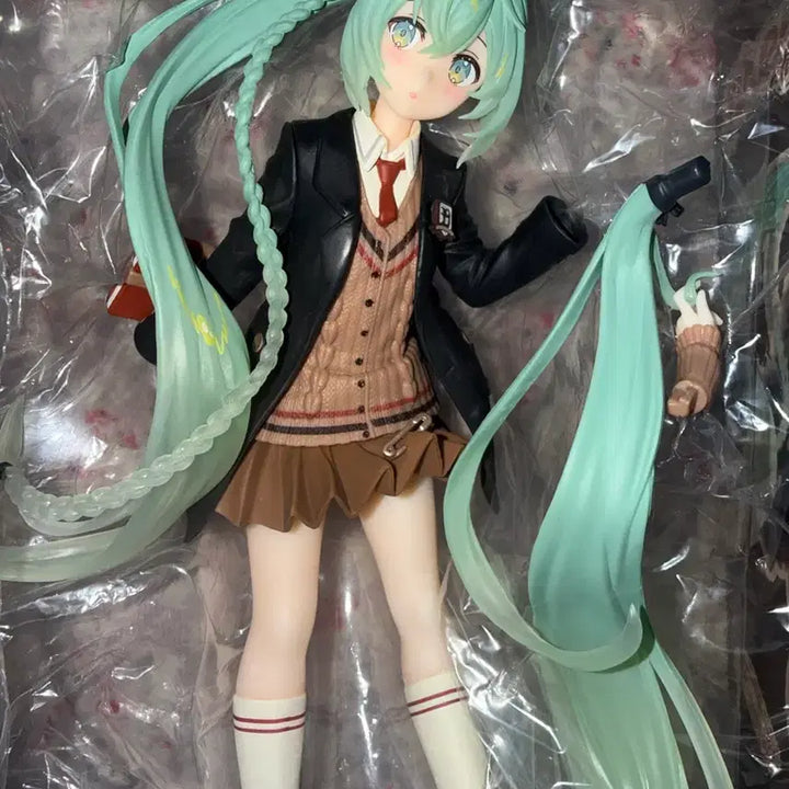 [BUNJANG] Hatsune Miku School Uniform Figure / 하츠네미쿠 미쿠 교복 피규어 판매합니다