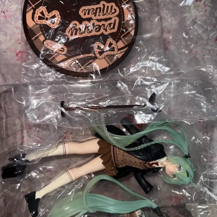 [BUNJANG] Hatsune Miku School Uniform Figure / 하츠네미쿠 미쿠 교복 피규어 판매합니다