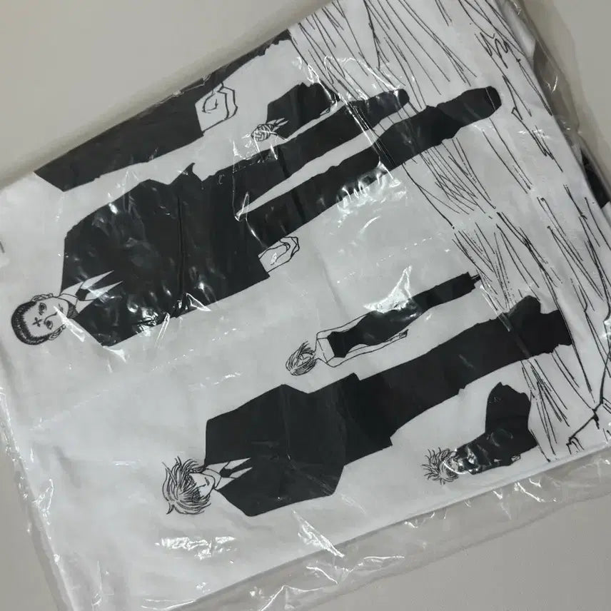 [BUNJANG] Uniqlo Hunter x Hunter Phantom Troupe T-Shirt XL / 유니클로 헌터헌터 환영여단 티셔츠 xl