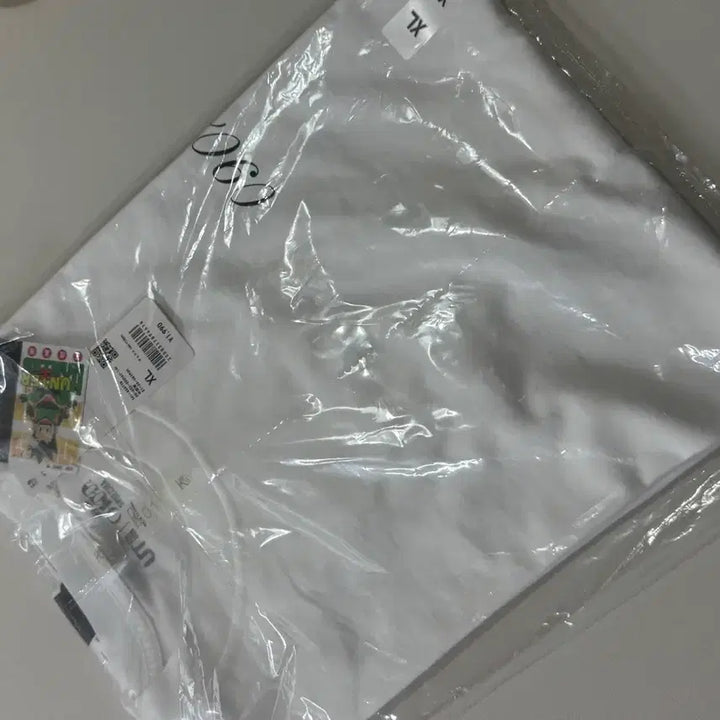 [BUNJANG] Uniqlo Hunter x Hunter Phantom Troupe T-Shirt XL / 유니클로 헌터헌터 환영여단 티셔츠 xl