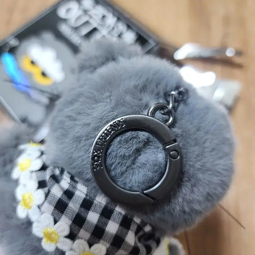 [BUNJANG] Joanne Friends Checker Plush Doll Keychain / 새상품 조앤프렌즈 조아 랜덤 플러시 인형 체커 키링
