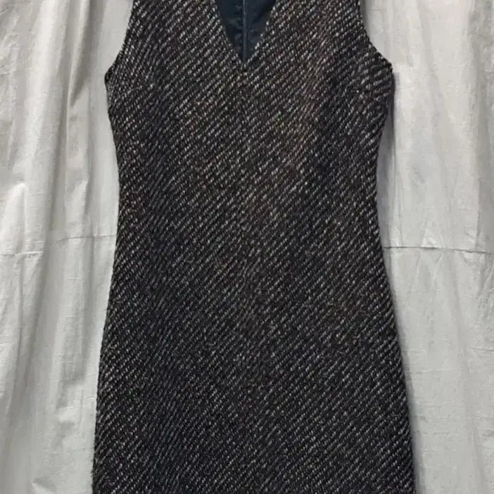 [BUNJANG] Theory Herringbone Sleeveless Midi Dress Size 2 / theory 띠어리 헤링본 민소매 원피스 2