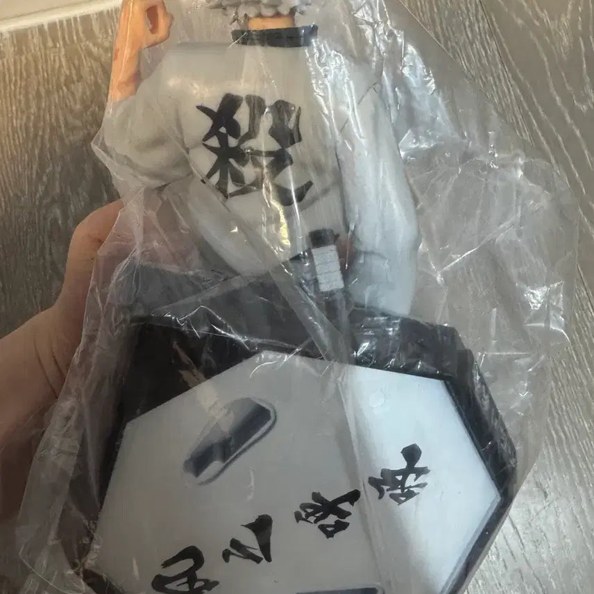 [BUNJANG] Demon Slayer Sanemi Shinazugawa Figure (Unsealed) / 귀멸의 칼날 시나즈가와 사네미 피규어