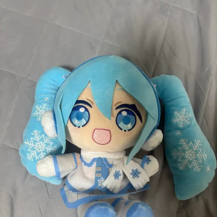 [BUNJANG] Yuki Miku Plush Doll / 유키미쿠 인형