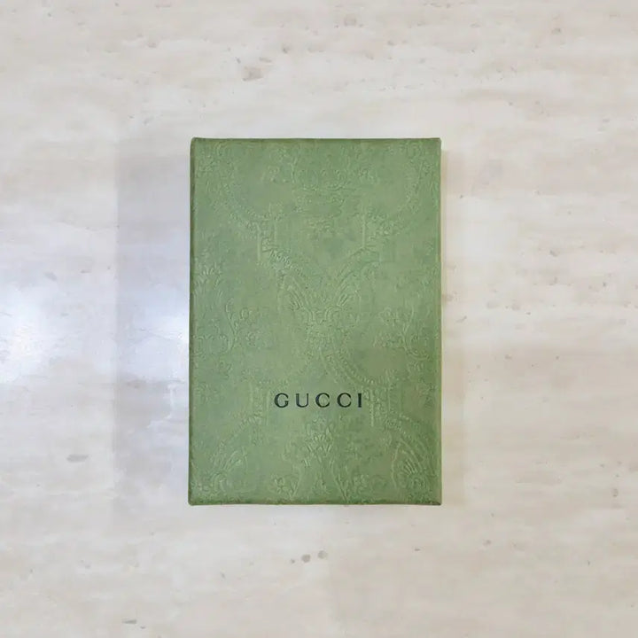 [BUNJANG] Gucci Full Set - Box, Shopping Bag, Ribbon, Booklet / [정품]구찌 박스+쇼핑백+리본+북렛 풀구성품,구찌 쇼핑백,구찌 지갑,구찌