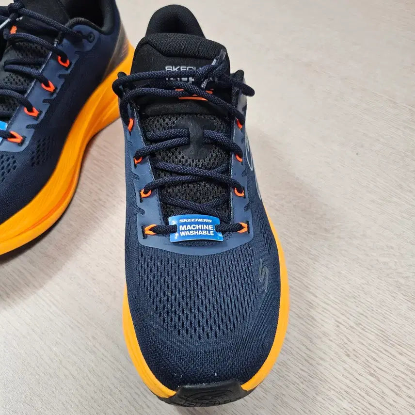 [BUNJANG] Skechers Max Cushioning Propulsion Navy Orange 280mm Men&