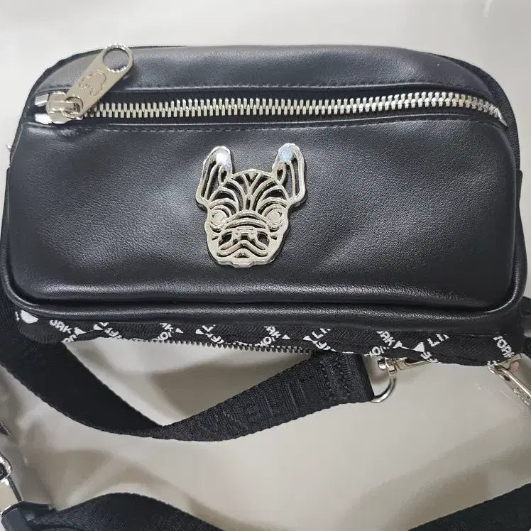 [BUNJANG] Lifework Radogram Crossbody Bag Black / 라이프워크 라도그램 크로스백 블랙