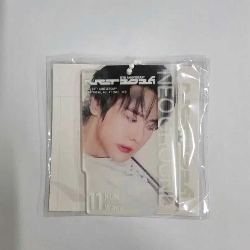 [BUNJANG] NCT 10th Anniversary Pop-up Kun Lenticular / 엔시티 10주년 팝업 쿤 렌티큘러