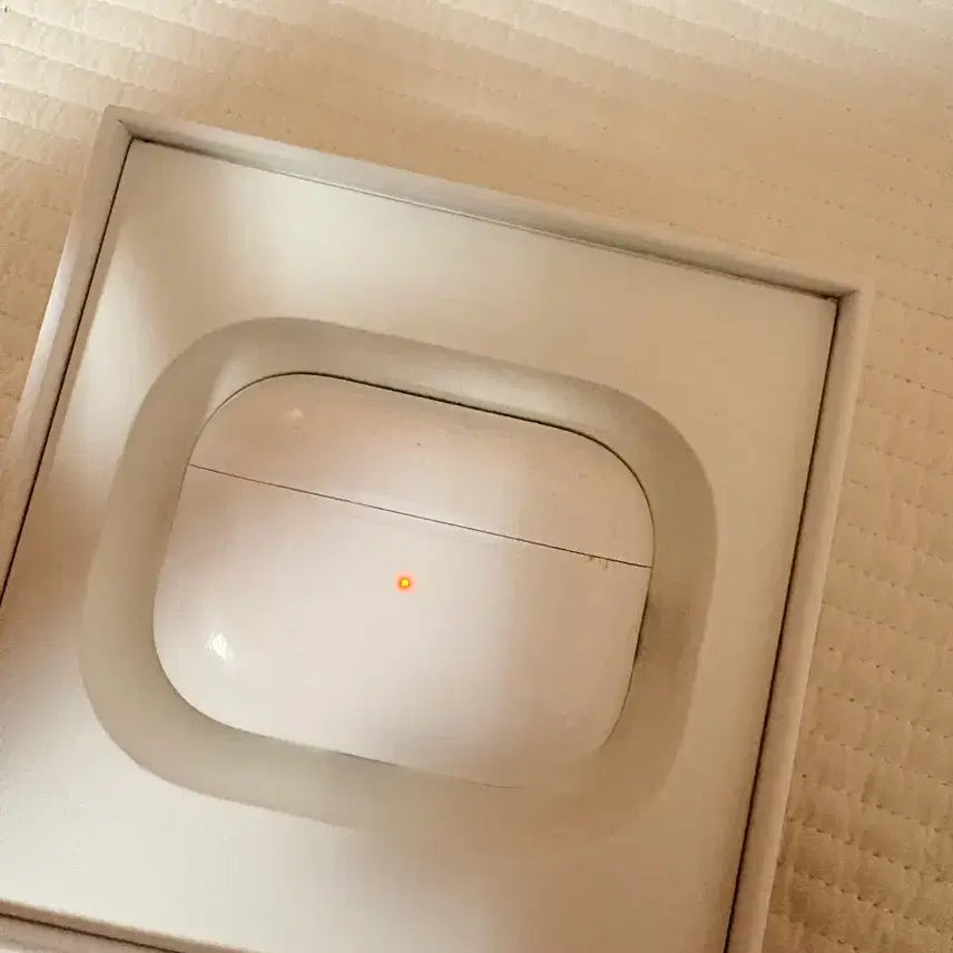 [BUNJANG] AirPods Pro 2 (USB-C) Main Body / 에어팟 프로2 본체c타입