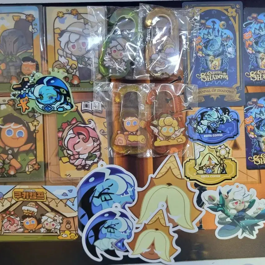 [BUNJANG] Cookierun Kingdom Cookie Camp Limited Photocard &amp; Goods Bundle Set / 무료배송)쿠킹덤 쿠키런 킹덤 쿠키캠프 한정 포토카드&amp;굿즈 판매
