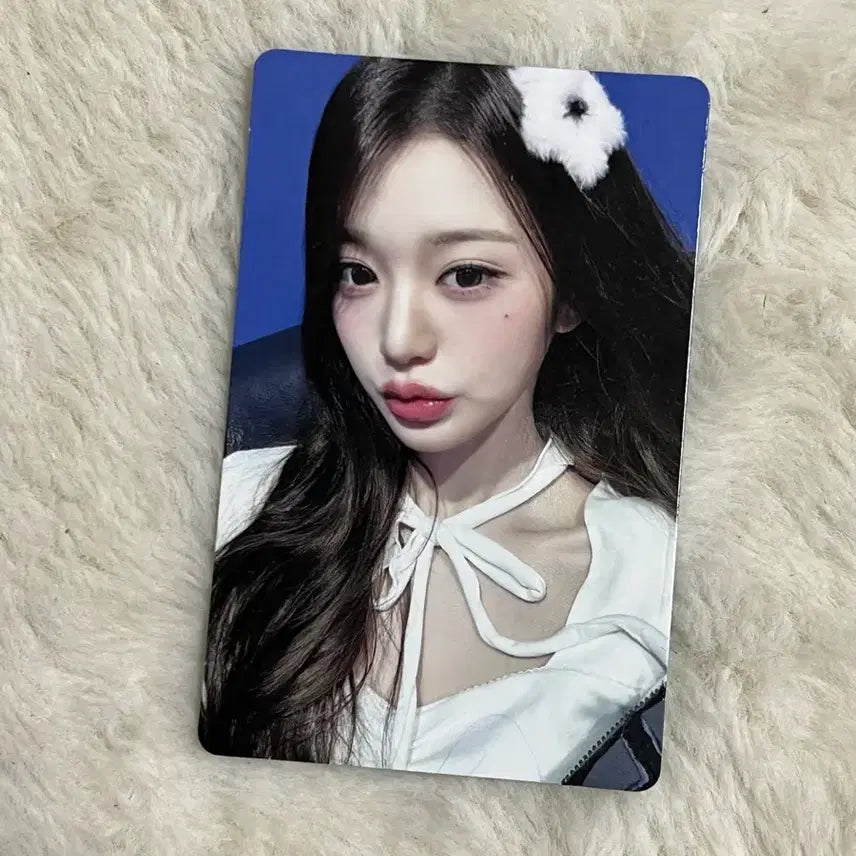[BUNJANG] IVE REALIZE Lucky Draw YooJin Photocard / 아이브 리바이브 럭드 위드뮤 원영 포카
