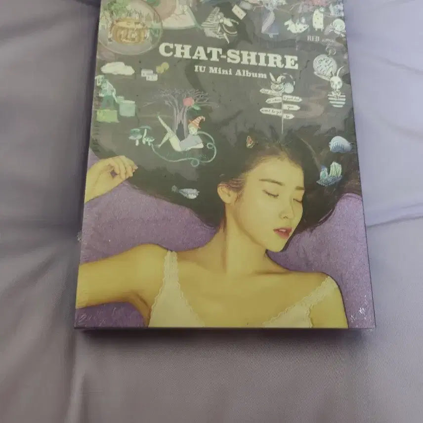 [BUNJANG] IU Chat-Shire Unsealed Mini Album / 아이유 챗셔 미개봉