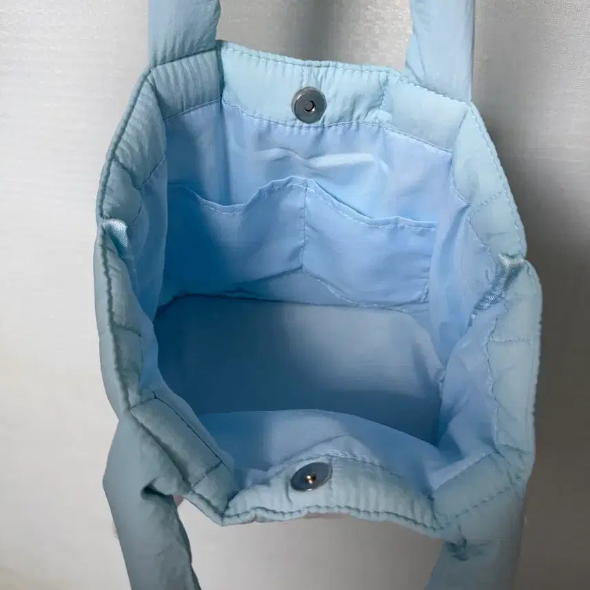 [BUNJANG] White Dog Character Quilted Shoulder Bag / 흰둥이 가방