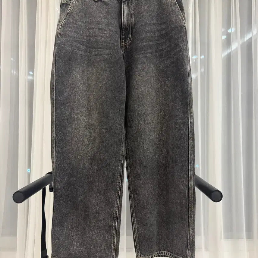 [BUNJANG] Giordano Black Denim Jeans Size 32 New / 지오다노 흑청 데님 청바지 32사이즈 새제품 팝니다