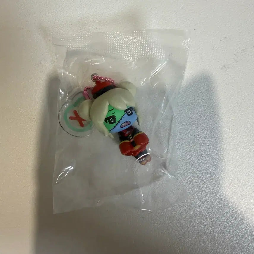 [BUNJANG] Natori Sana Zombie Gacha Photocard / 나토리 사나 좀비 가챠 판매합니다!