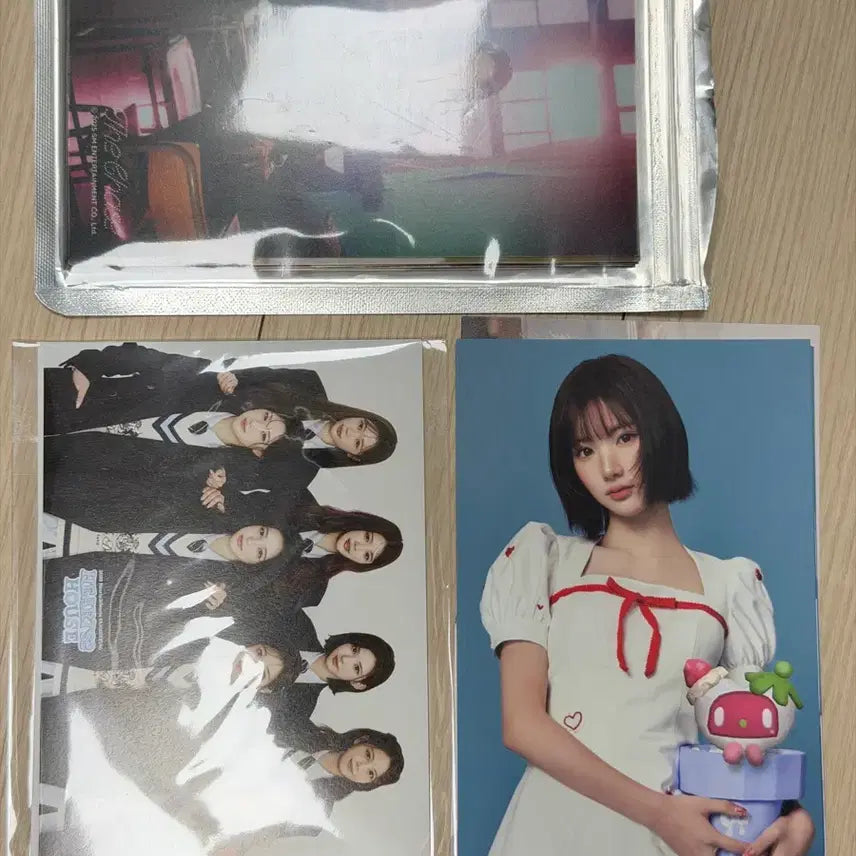 [BUNJANG] HATS TO HEARTS Postcard Fan Meeting Set / 하츠투하츠 엽서 하이바이회 하츠투하우스 팬미팅 더체이스