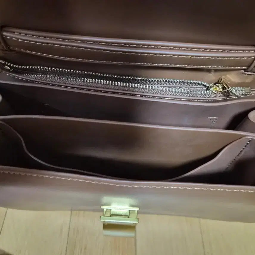 [BUNJANG] Genuine Leather Shoulder Bag (Mocha Brown) / [새상품] 소가죽 숄더백(모카브라운)