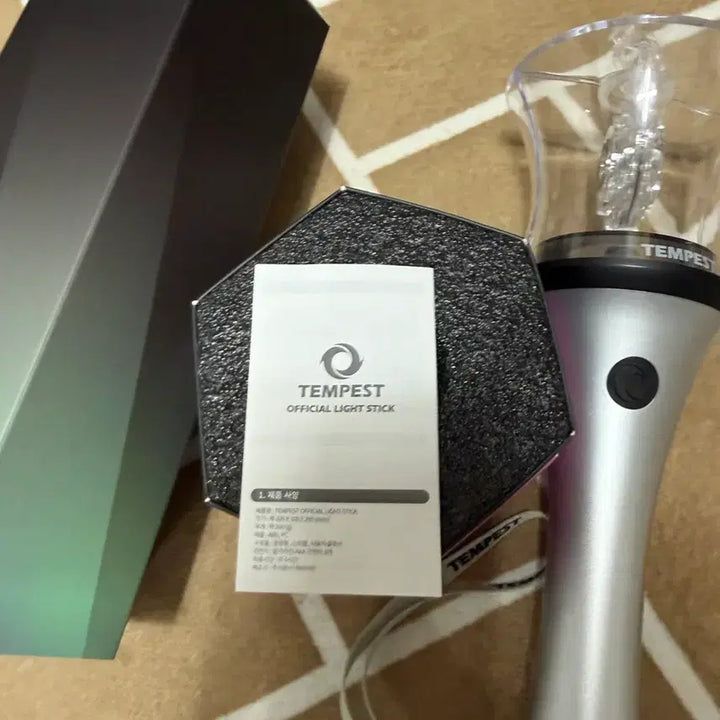 [BUNJANG] TEMPEST Lightstick (iebong) / 템페스트 응원봉 ie봉