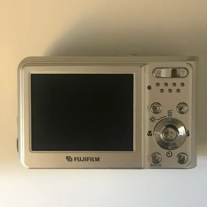 [BUNJANG] Fujifilm FinePix F30 Champagne Gold Digital Camera / 후지필름 파인픽스 F30 샴페인 골드
