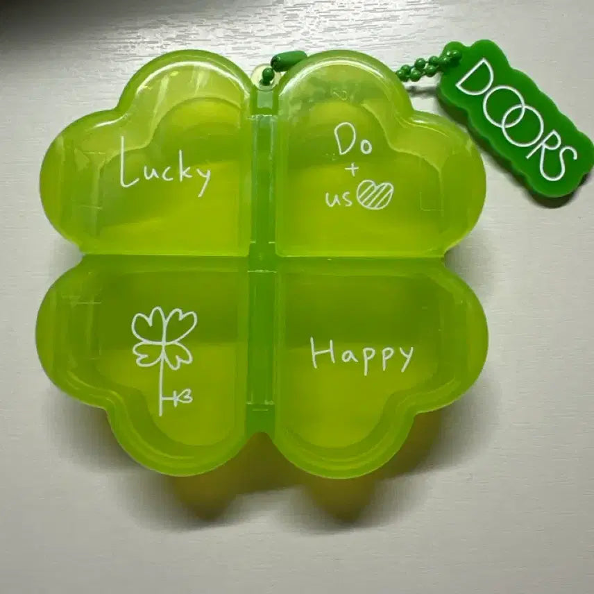 [BUNJANG] NCT 127 Doyoung Doors Japan Goods Clover Pill Case / nct127 엔시티 도영 도어스 일본 굿즈 클로버 약통 케이스