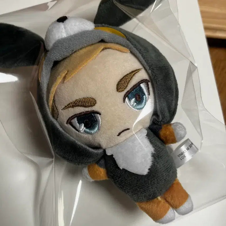 [BUNJANG] Attack on Titan Erwin Plush / 진격의 거인 엘빈 엛뭉이 누이
