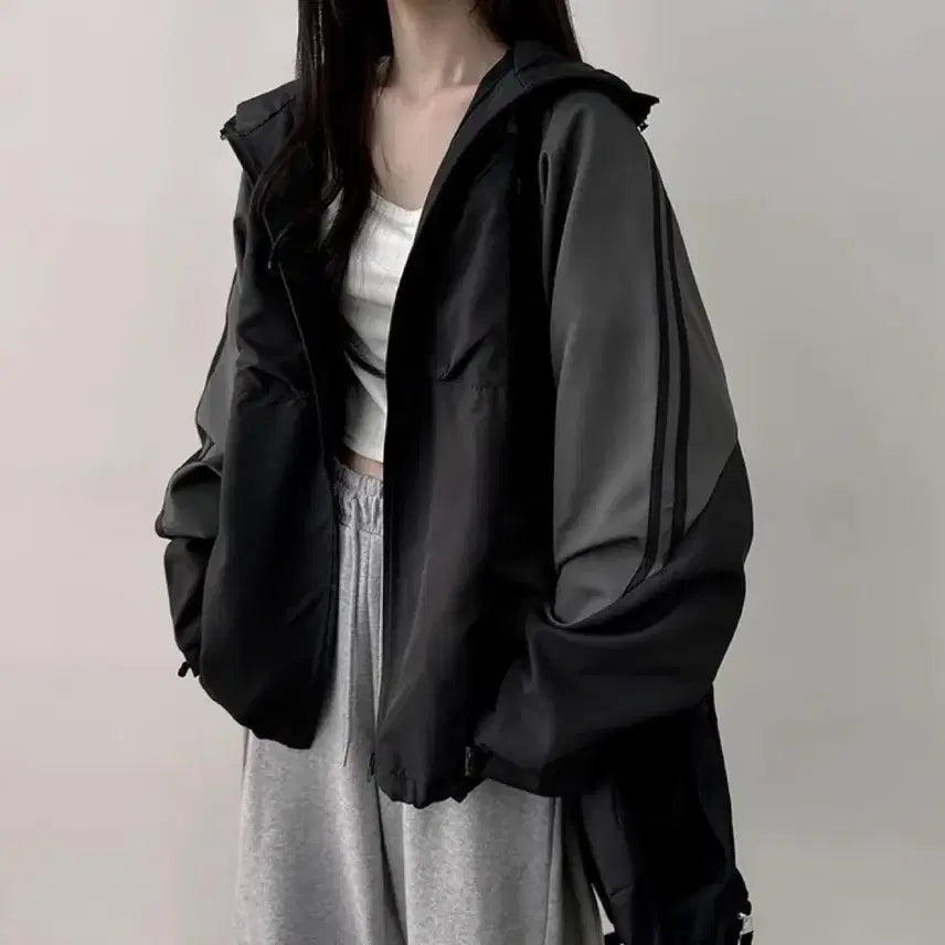 [BUNJANG] The Pink Nak Oversized Color-Block Line Windbreaker Jacket / 에이블리 더핑크 나크 오버핏 포켓 배색 라인 바람막이 윈드 자켓
